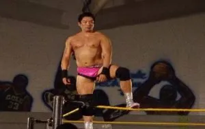 Rocky en su debut en NXT