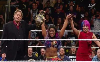 Ember Moon nueva campeona de NXT Ember Moon nueva campeona de NXT