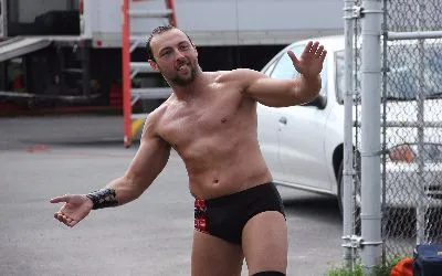 Colin Delaney en WWE Colin Delaney en WWE