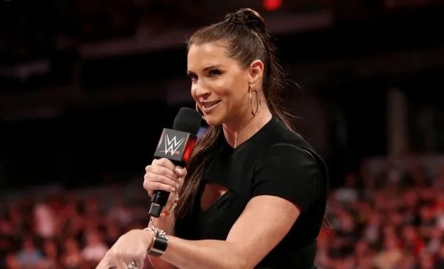 Rol de Stephanie McMahon en WWE Evolution Rol de Stephanie McMahon en WWE Evolution