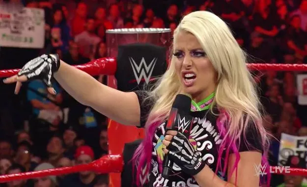 La magia de WWE y sus promos con micrófono 