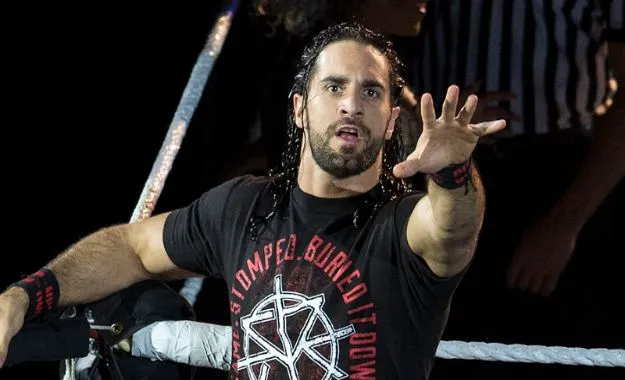 Seth Rollins estaría lesionado Seth Rollins estaría lesionado
