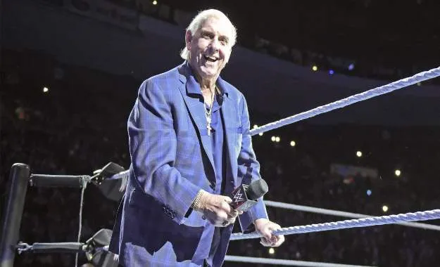 Ric Flair también estará en WWE RAW