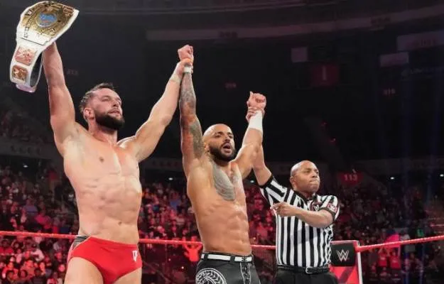 Ricochet debuta en WWE RAW