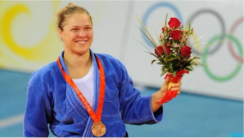 Ronda Rousey está aquí