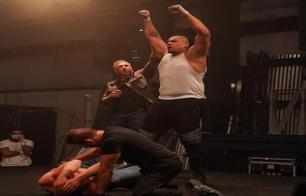 Shane O Mac Surge en Raw, WWE Raw Underground