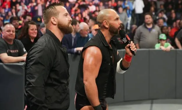 The Revival con WWE