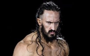 Neville fuera de WWE