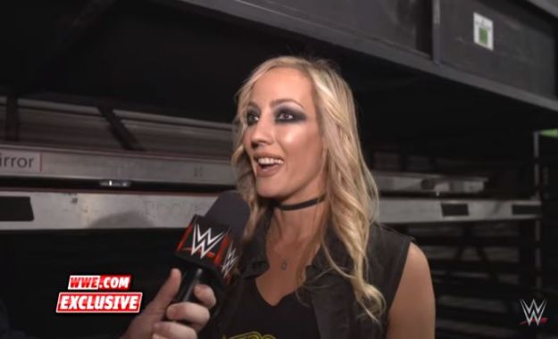 Nita Strauss sobre Vince McMahon