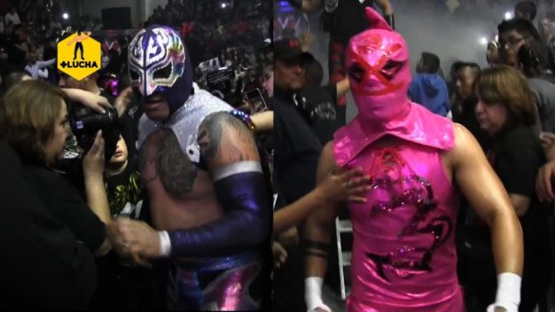 Villano III Jr. vs Aéreo en una lucha de Máscara vs Máscara en la función de Lucha Juárez en el Gimnasio Josué Neri Santos en Ciudad Juárez Chihuahua.
