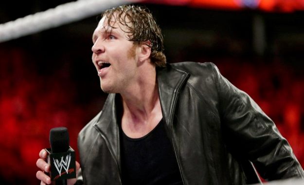 ¡Última hora! Dean Ambrose presente en el backstage de WWE RAW